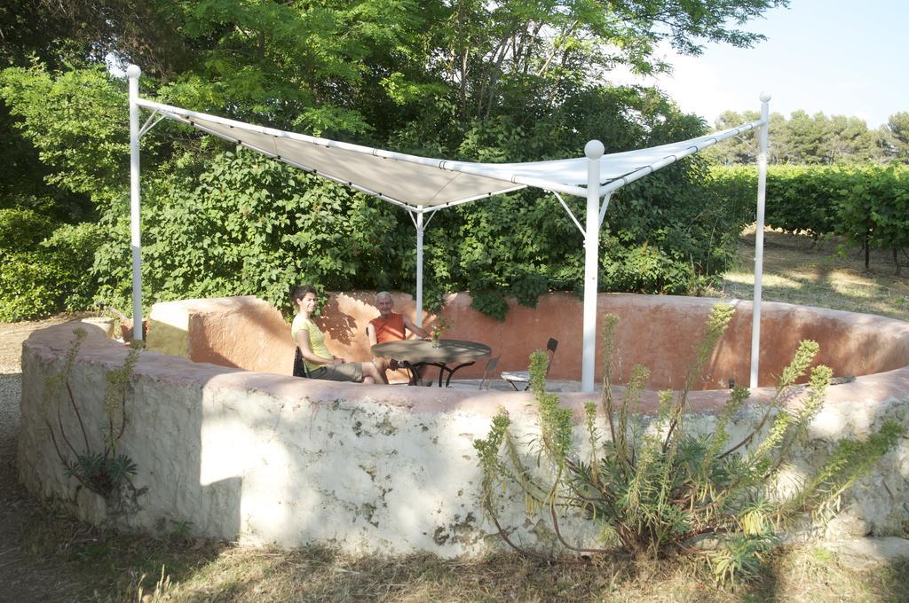 Gîte de Bacalan Mormoiron Extérieur photo