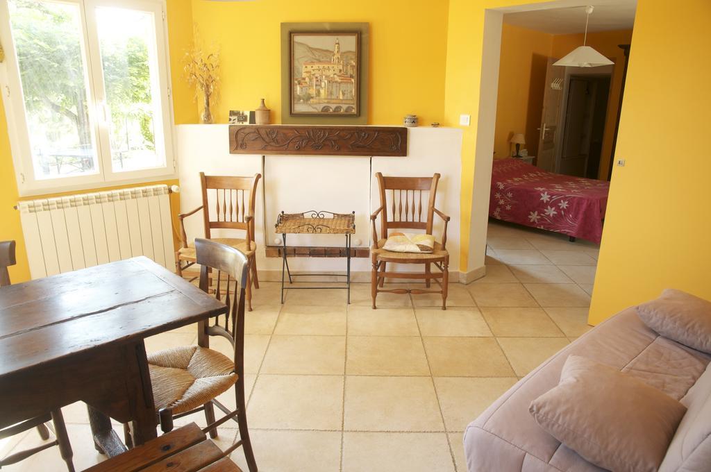 Gîte de Bacalan Mormoiron Chambre photo